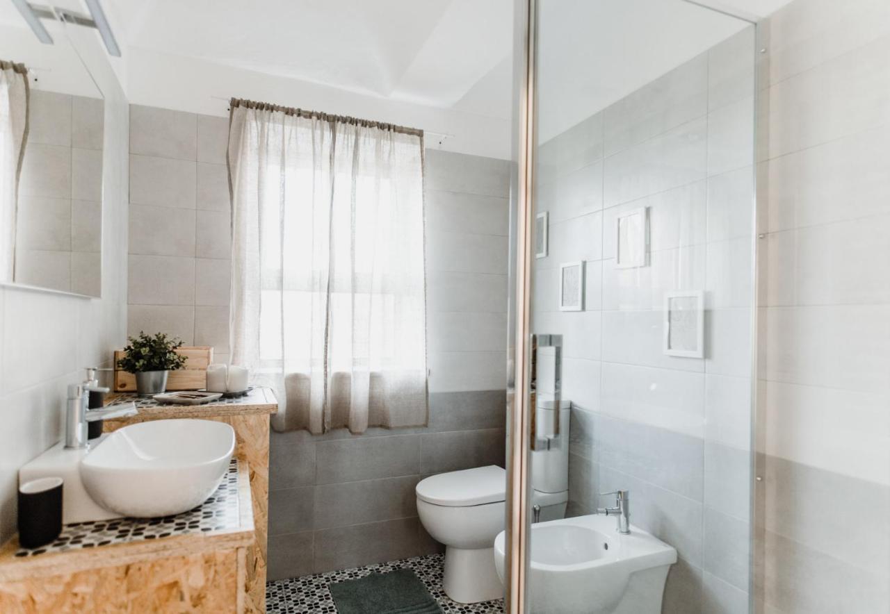 Lindhouse - Country House A Govone Εξωτερικό φωτογραφία
