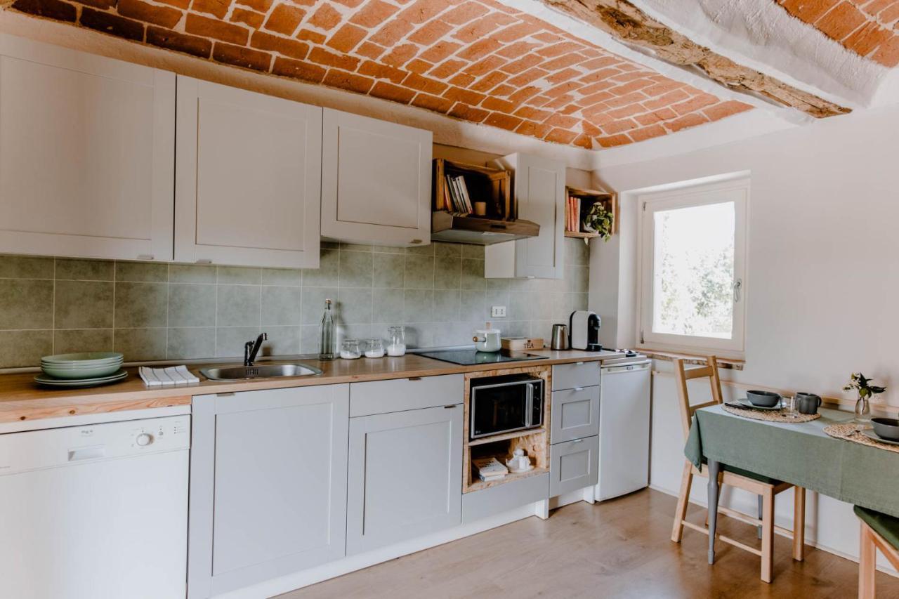 Lindhouse - Country House A Govone Εξωτερικό φωτογραφία