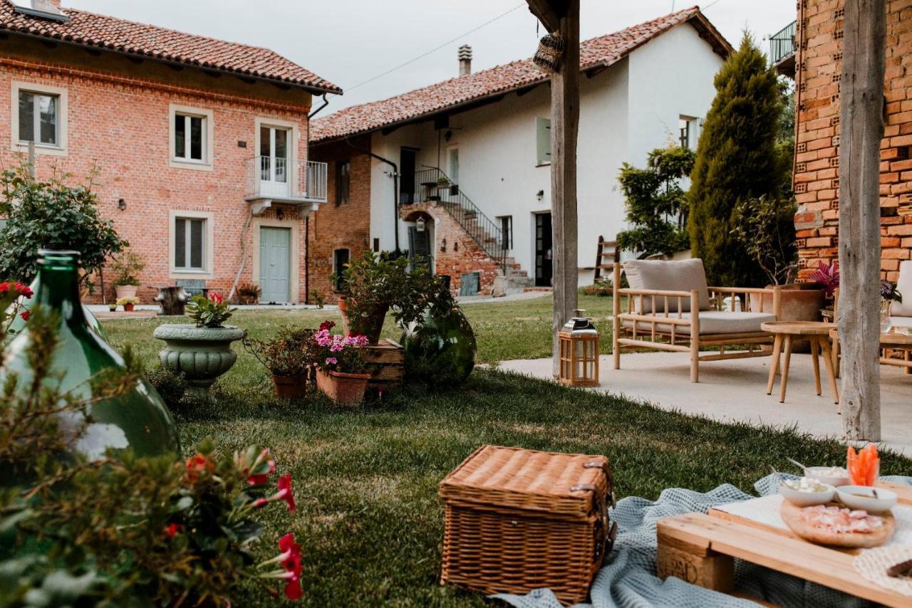Lindhouse - Country House A Govone Εξωτερικό φωτογραφία